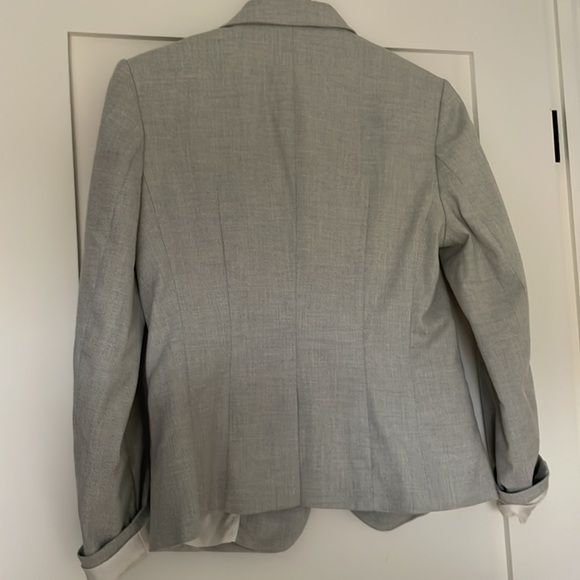 Classic H&M light grey tweed/twill blazer, size 10 - Picture 4 of 5